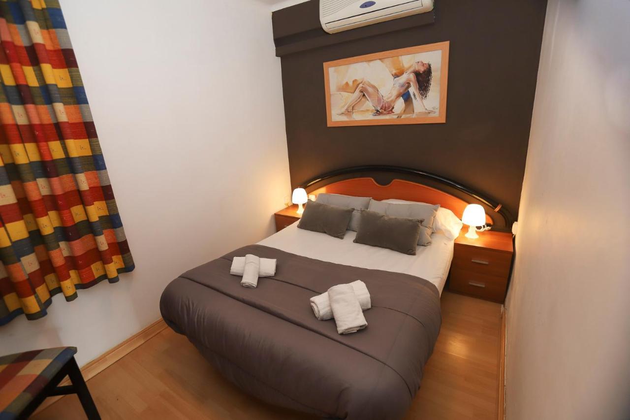 Differentflats Santa Rosa Apartment ซาลอว์ ภายนอก รูปภาพ